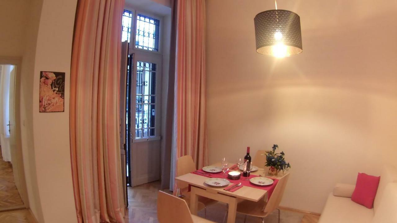 Opera Dream Apartment Budapest Luaran gambar
