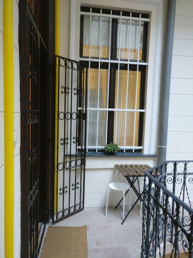 Opera Dream Apartment Budapest Luaran gambar